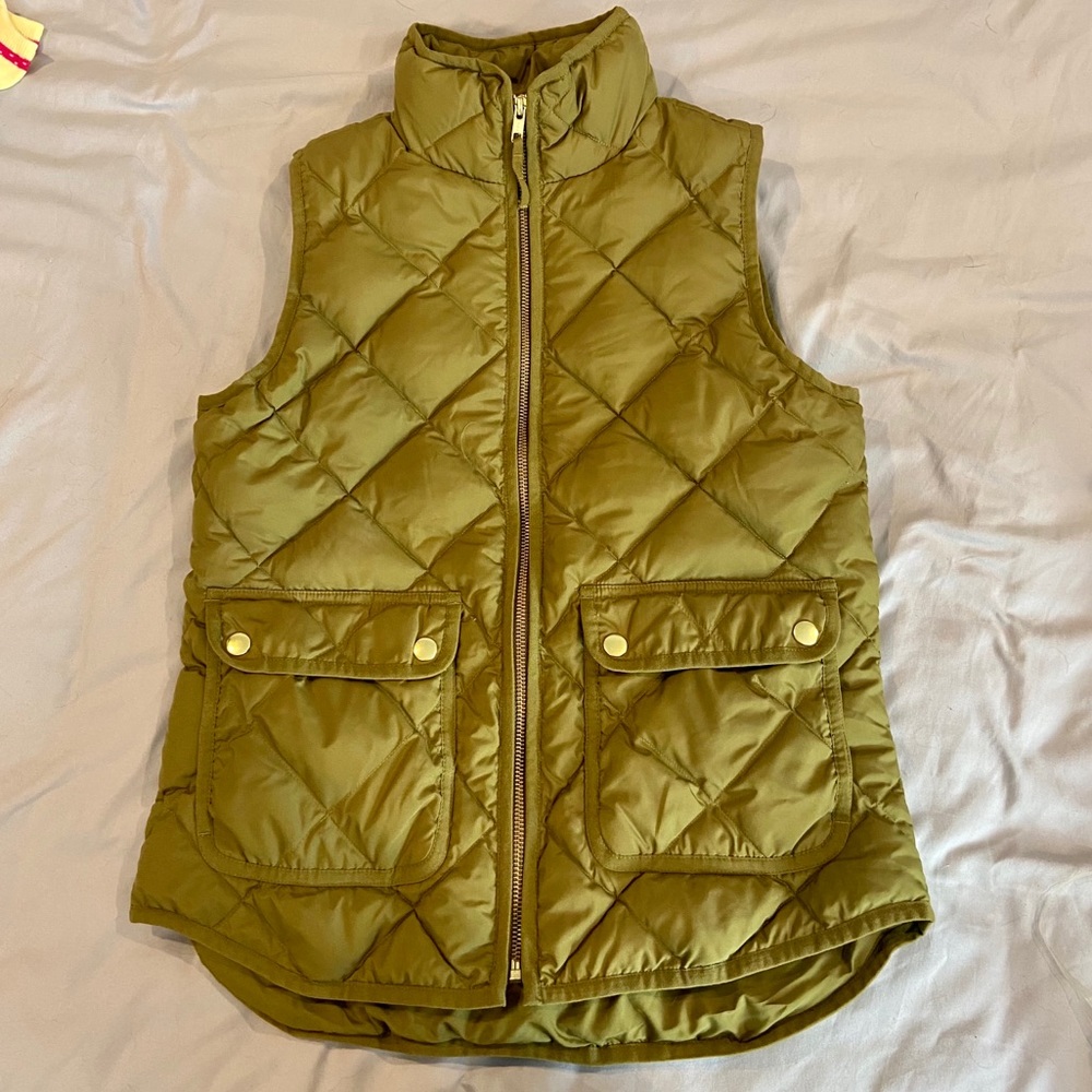 J. CREW puffer vest